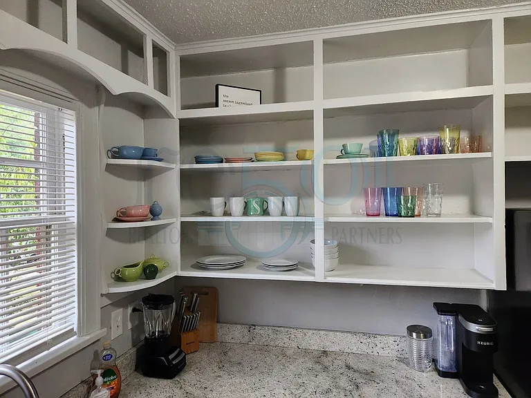 300 S Valentine St #1 — Photo 8