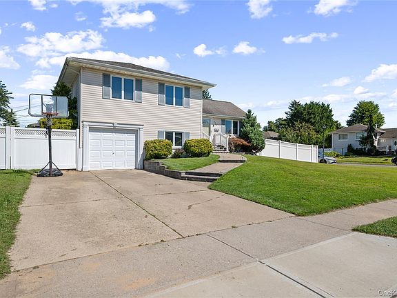 2nd image of 3993 Bernice Road