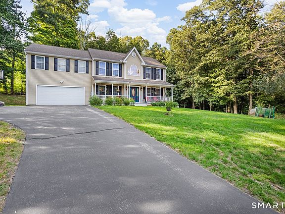3rd image of 38 Brookside Drive