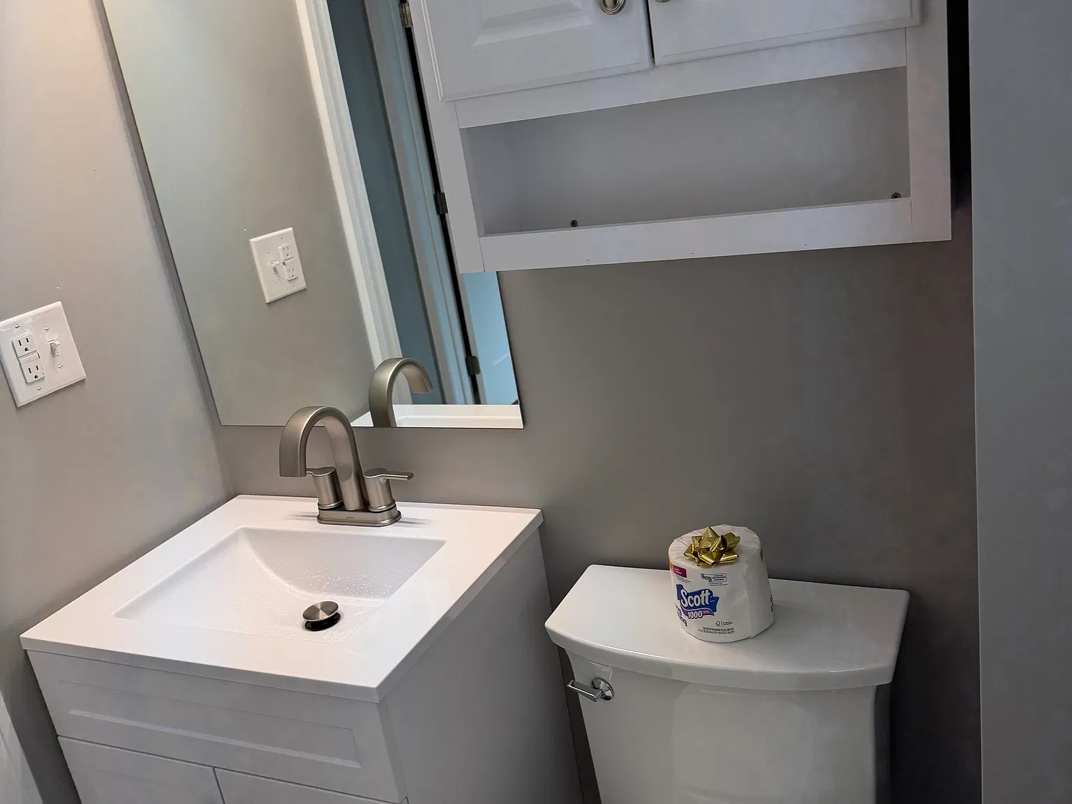 3 bed, 1350 sqft, $3,500 — Photo 3