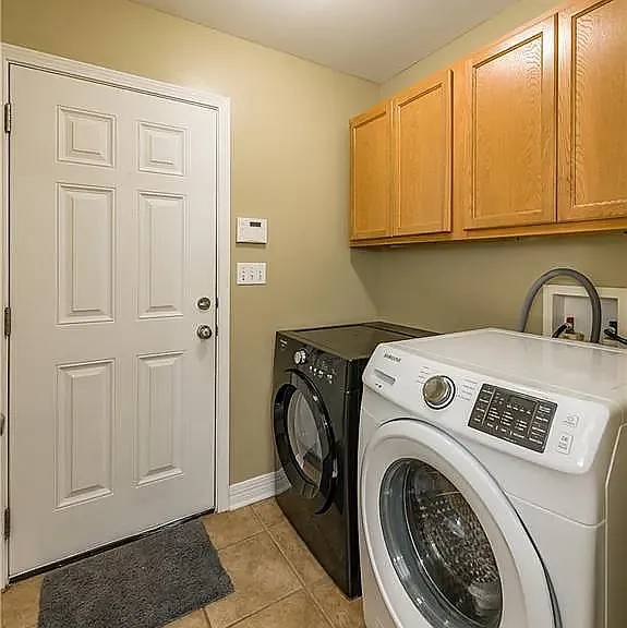 631 Whitefield Ln — Photo 21