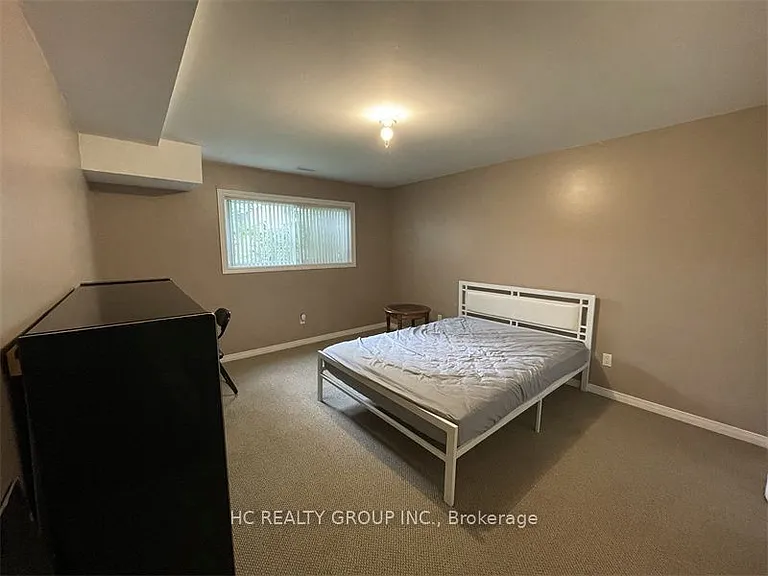 84 Daleview Cres — Photo 7