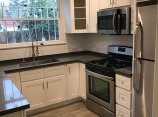6758 Tyrone Ave, Van Nuys, CA 91405
