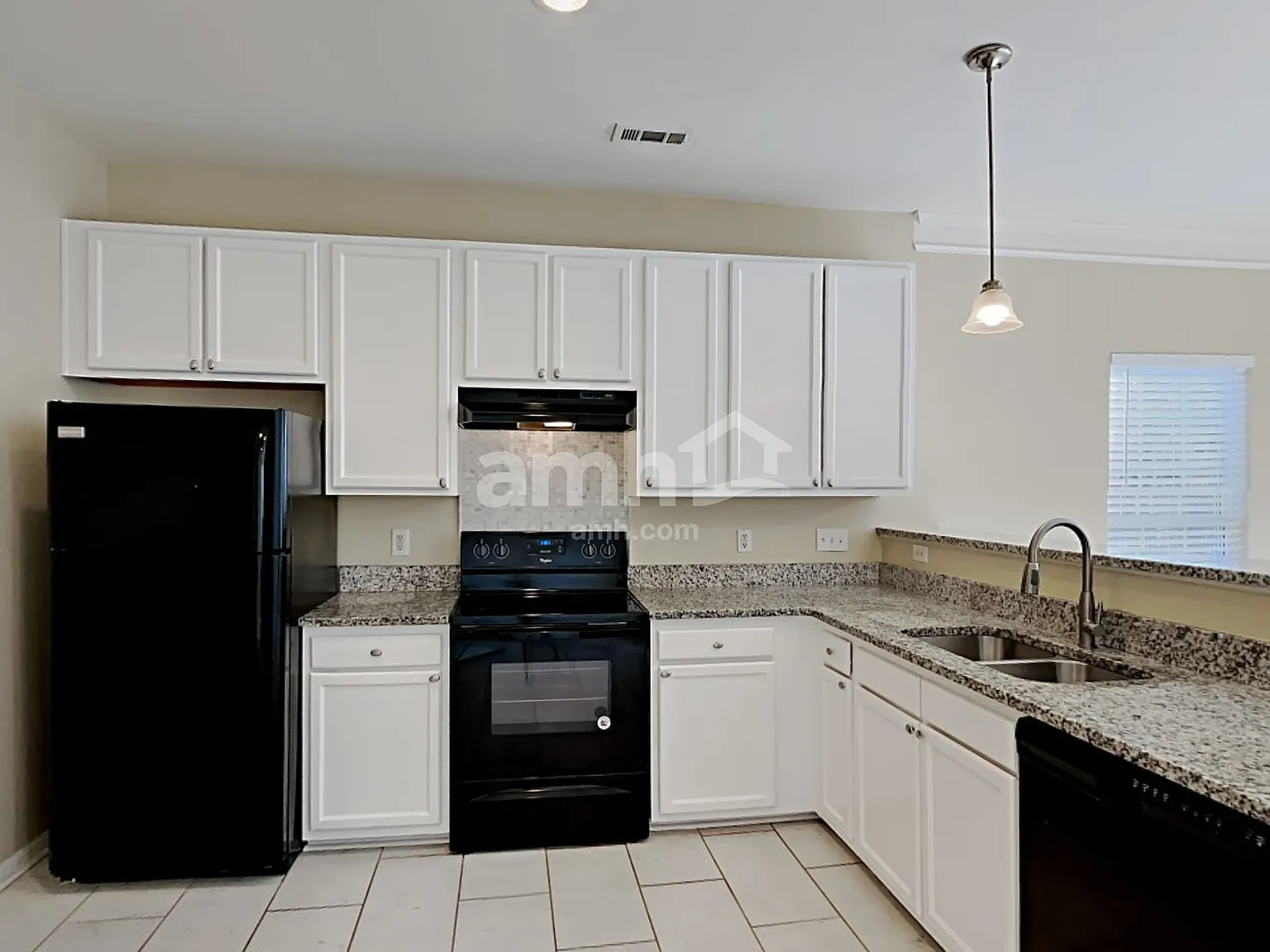 4 bed, 2.5 bath, 1680 sqft, $2,100 — Photo 4