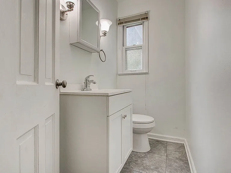 5043 Boulevard Pl — Photo 18