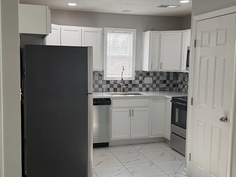 119 S Julia St — Photo 1