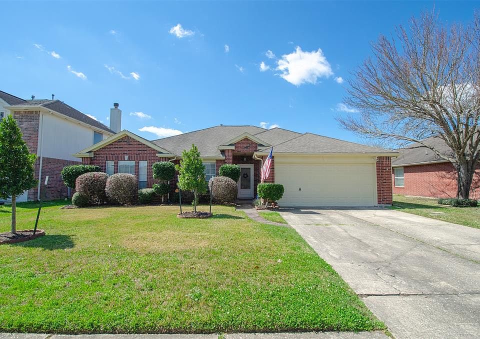 1st image of 216 Diamond Bay Dr