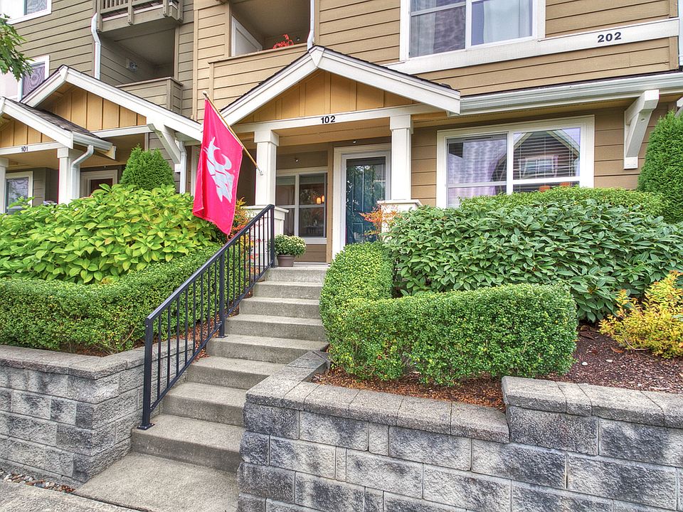 1st image of 1650 25th Ave NE #2-102