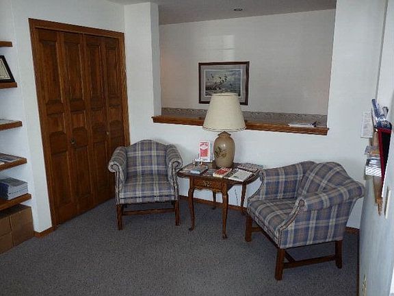 4th image of 10568 Country Walk Ln
