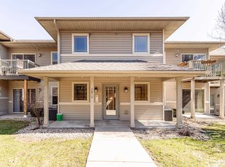 2814 Pleasant View Rd UNIT 102, Middleton, WI 53562