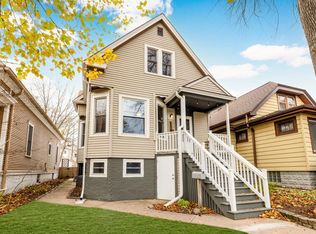 2751 S Burrell St, Milwaukee, WI 53207