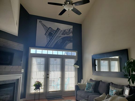 High Ceiling in Living Room
