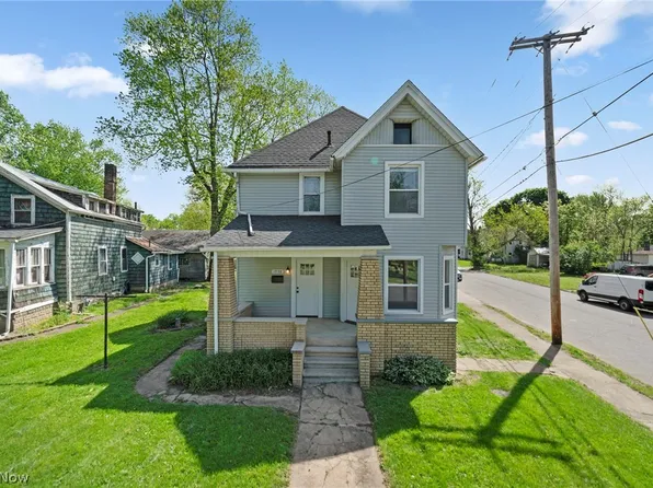1738 Erie St S, Massillon, OH 44646