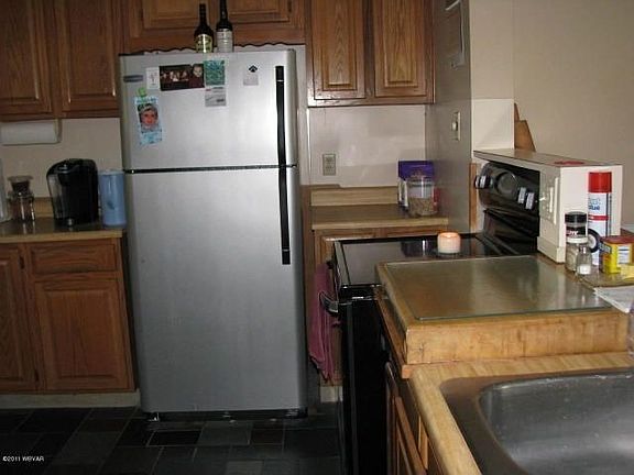 5th image of 175 White Deer Ave