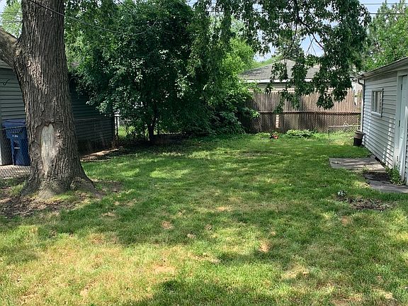 3rd image of 8840 S 50th Ave