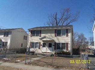 84 Chester St, Springfield, MA 01105