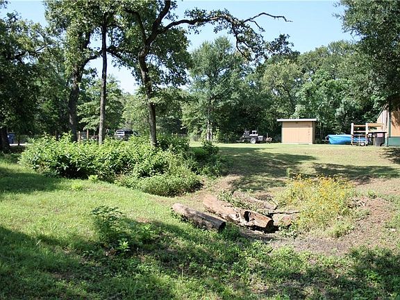 2nd image of 172 Alum Creek Dr