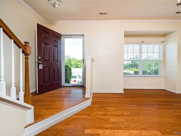 3rd image of 4049 Eagle Dr