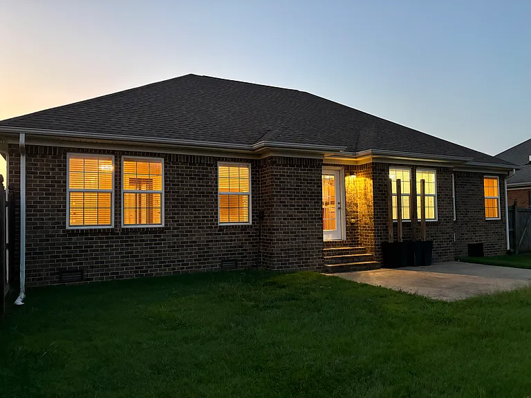 1576 Trillium Ln — Photo 16