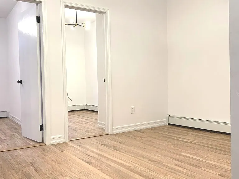 2540 Steinway St #2F — Photo 5