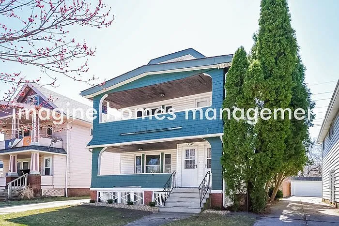 2 bed, 1.0 bath, 970 sqft, $1,475 — Photo 2