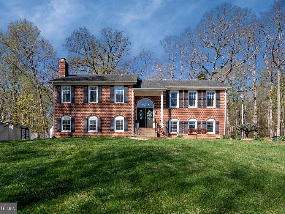 1st image of 88 Green Acre Dr