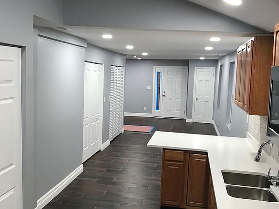 4th image of 3450 Asbury St