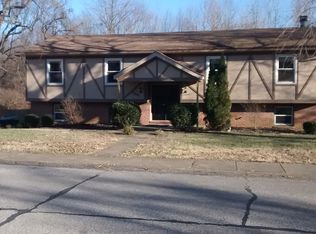 5366 E Esche Dr, Newburgh, IN 47630