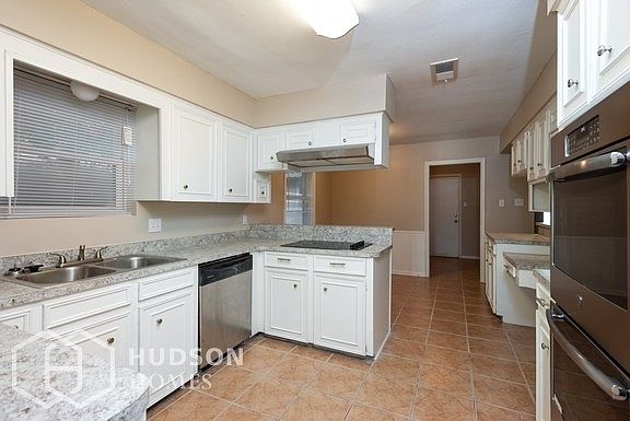 4th image of 10007 Braes Forest Dr