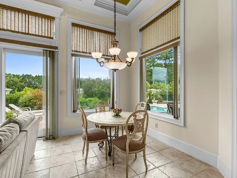 8747 Monaco Cir — Photo 12