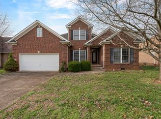 2717 Ashgate Dr, Bowling Green, KY 42104