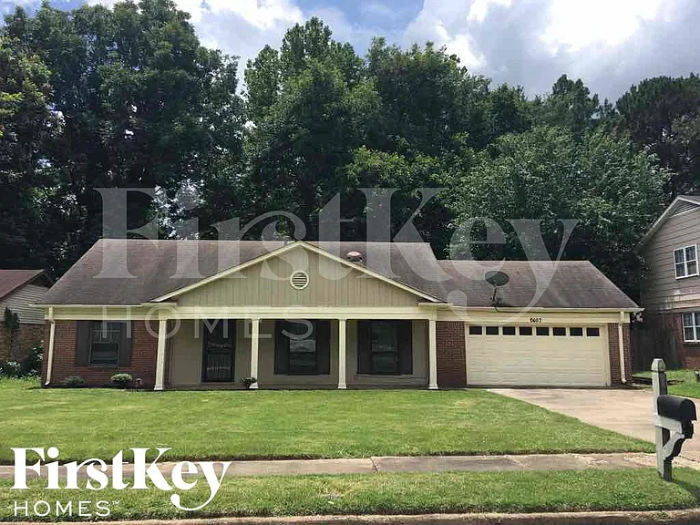 5607 Sweet Gum Dr — Photo 1