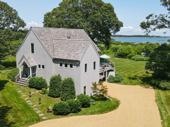 36R Pulpit Rock Rd, Oak Bluffs, MA 02557