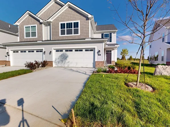 1401 Salt Springs Dr, Saline, MI 48176