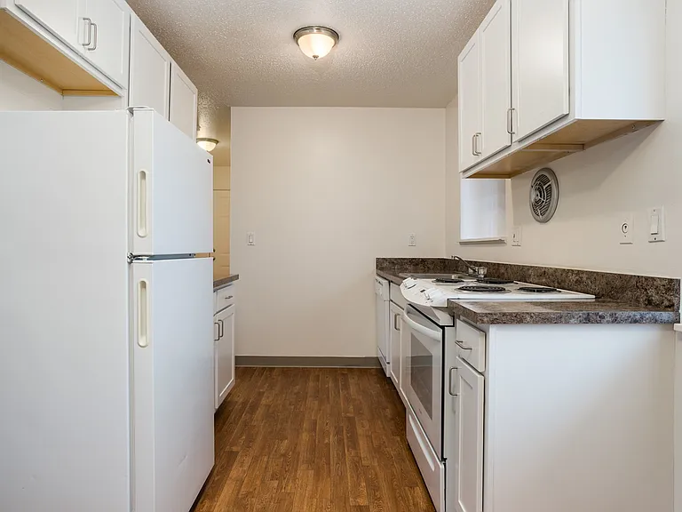 Cimarron Apartments — Photo 5