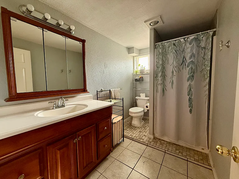 515 NW Irving St #A — Photo 16