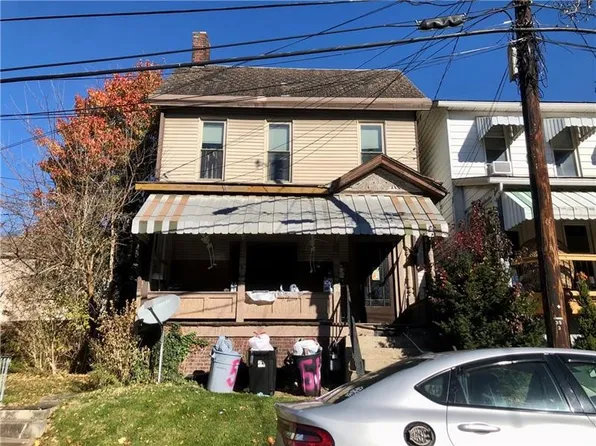 517 8th St, Irwin, PA 15642