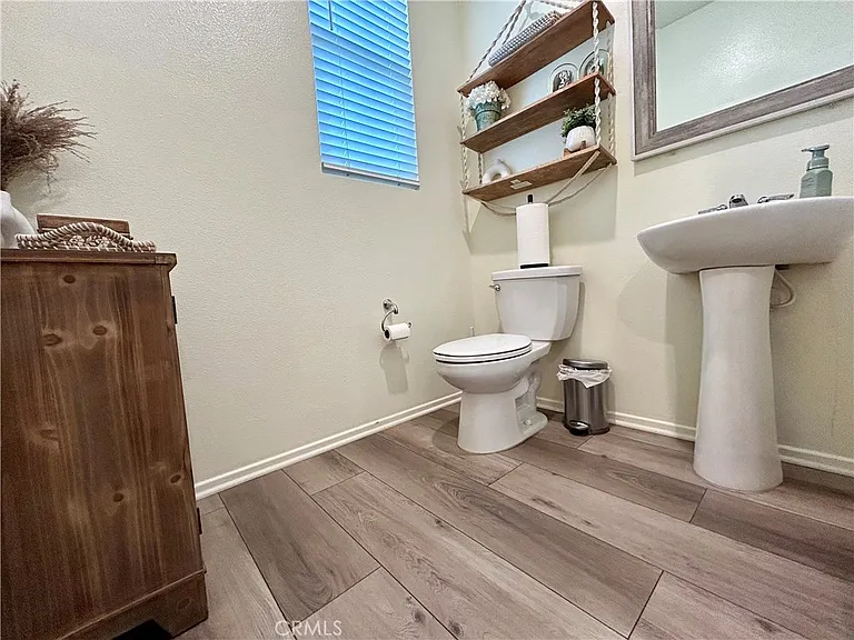 27375 Georgetown Dr — Photo 11