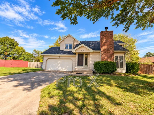 2511 Village Ct, Joplin, MO 64804