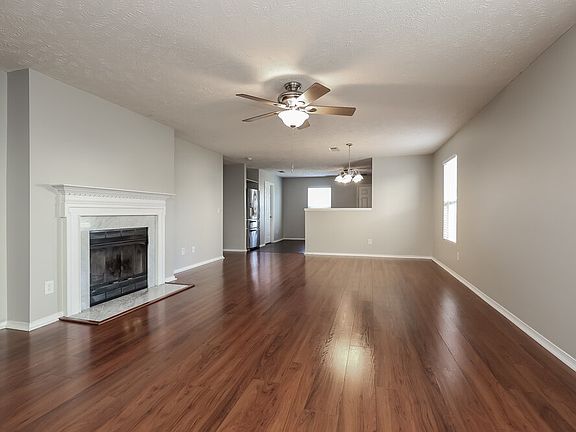 4th image of 5064 Smith Springs Pkwy