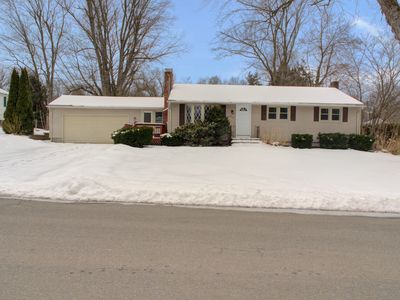 27 Aloha Drive, Enfield, CT, 06082