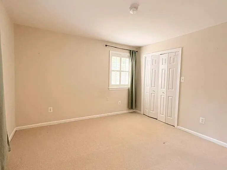 6718 Kenwood Forest Ln — Photo 17