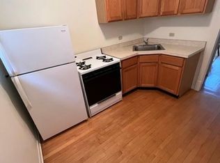 4263 W Sunnyside Ave FLOOR 3, Chicago, IL 60630