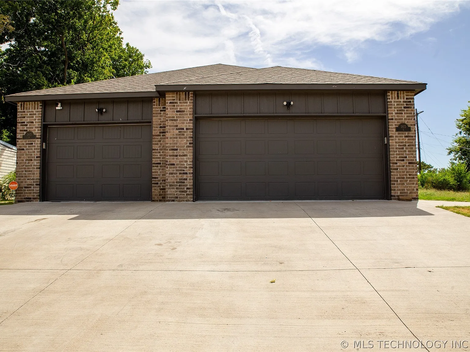 3 bed, 1152 sqft, $1,750 — Photo 2