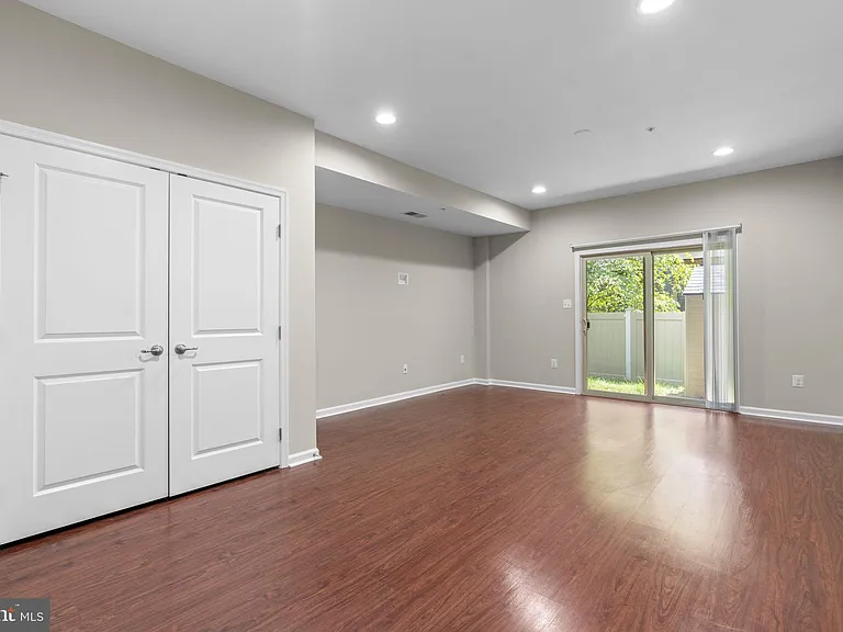 7315 Old Calvary Rd — Photo 32