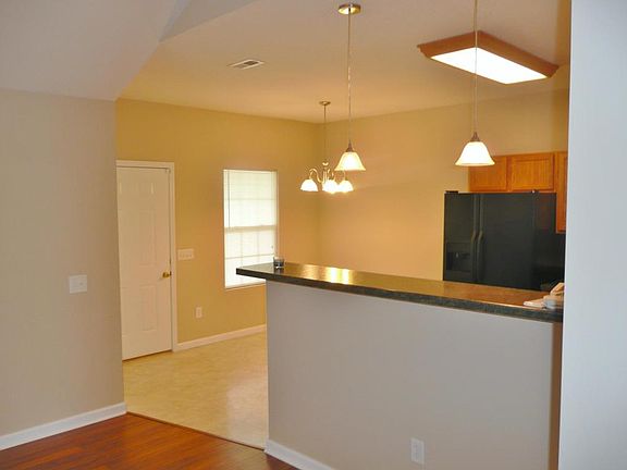 4th image of 5220 Sinclair Dr