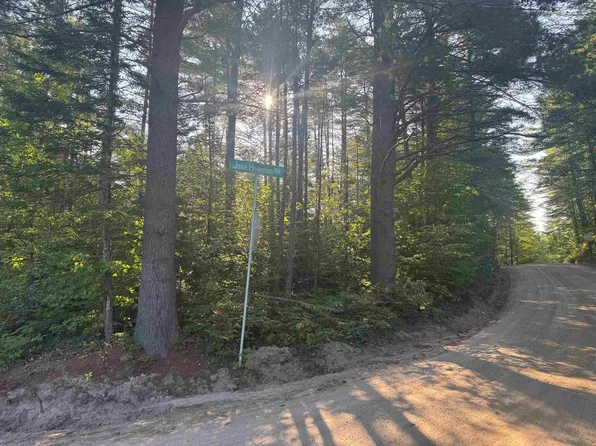 5 John Hodsdon Road, Ossipee, NH 03864