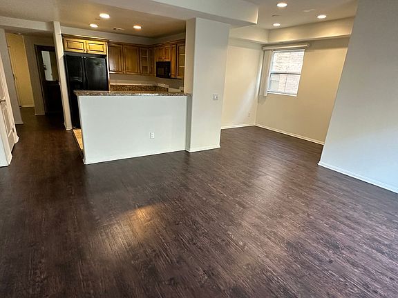 3rd image of 689 S Berendo St APT 205
