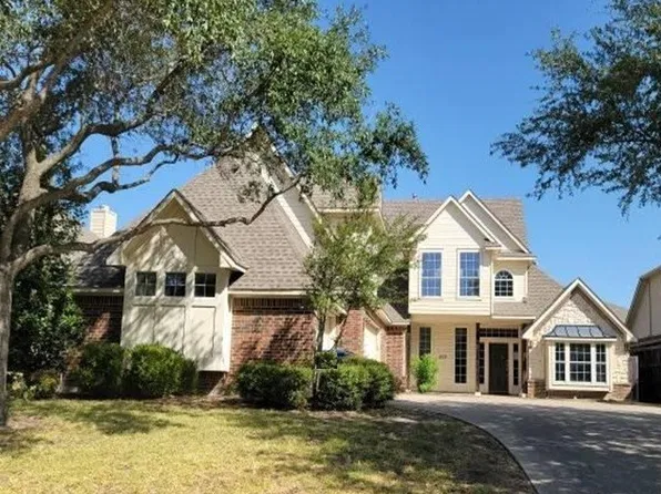 609 Green Apple Dr, Garland, TX 75044