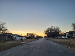 108 W Nebraska St, Walters, OK 73572